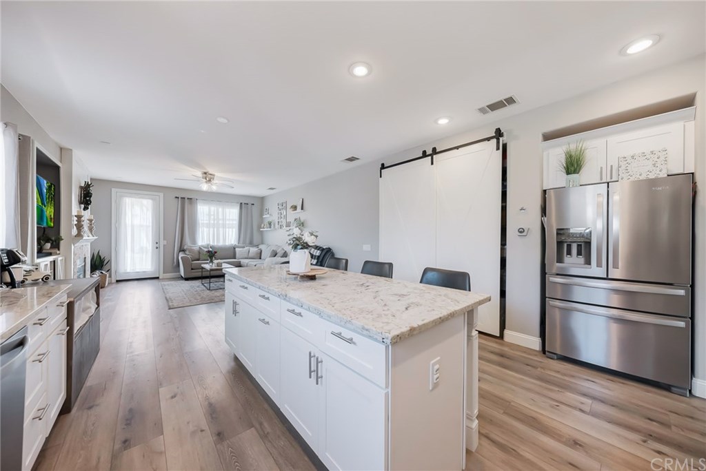 31090 Florence Court Winchester, CA 92596 - Photo 12 of 35