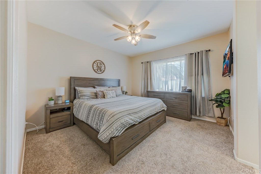 31090 Florence Court Winchester, CA 92596 - Photo 17 of 35