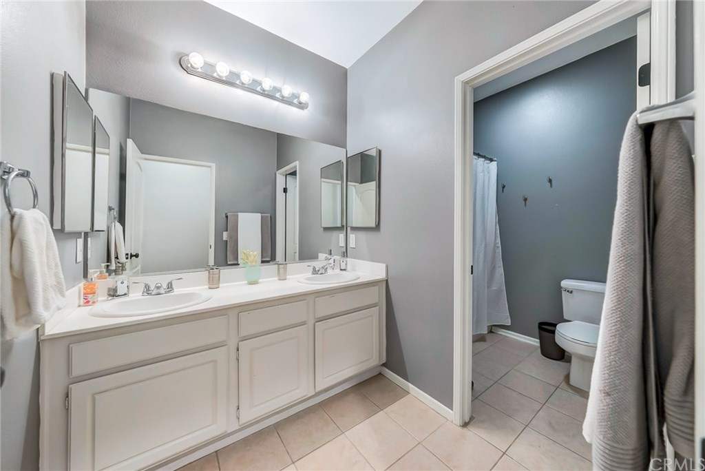 31090 Florence Court Winchester, CA 92596 - Photo 26 of 35