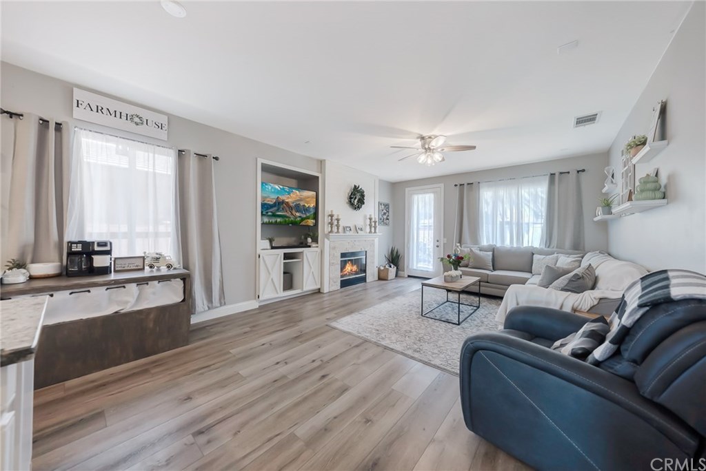 31090 Florence Court Winchester, CA 92596 - Photo 7 of 35