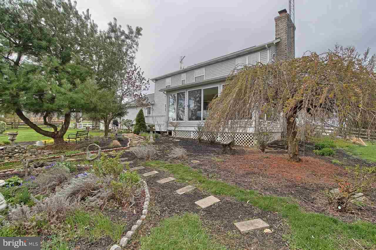 587 Lowe Road New Park, PA 17352 - Photo 35 of 36 Gallery Image 35