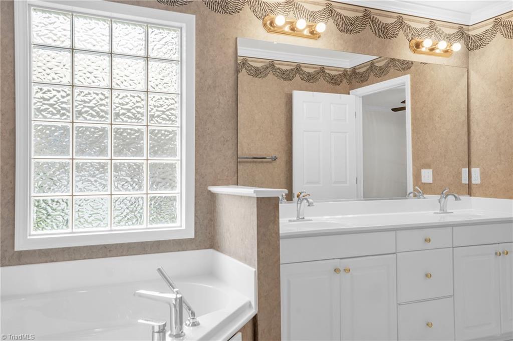 505 Alamance Road, Unit 108 Burlington, NC 27215 - Photo 23 of 30 Gallery Image 23