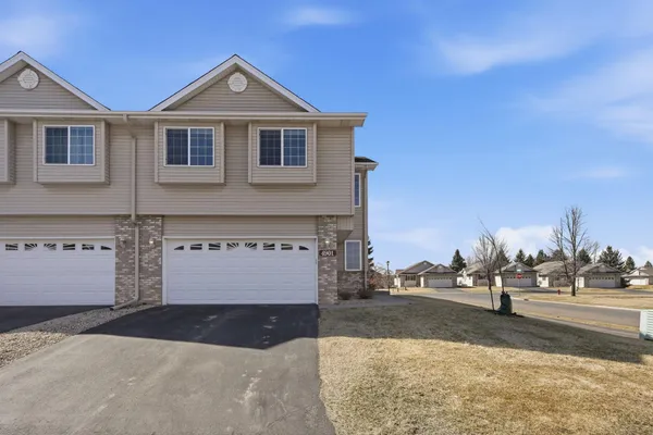 $315,000 | 4901 132nd Street North, Hugo, MN 55038