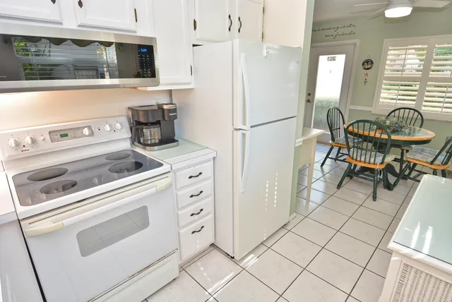 $137,750 | 1225 Northwest 21st Street, Unit 203, Stuart, FL 34994