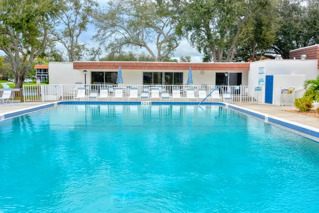 $137,750 | 1225 Northwest 21st Street, Unit 203, Stuart, FL 34994