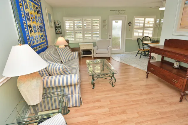 $137,750 | 1225 Northwest 21st Street, Unit 203, Stuart, FL 34994