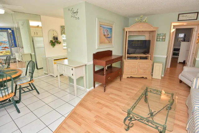 $137,750 | 1225 Northwest 21st Street, Unit 203, Stuart, FL 34994