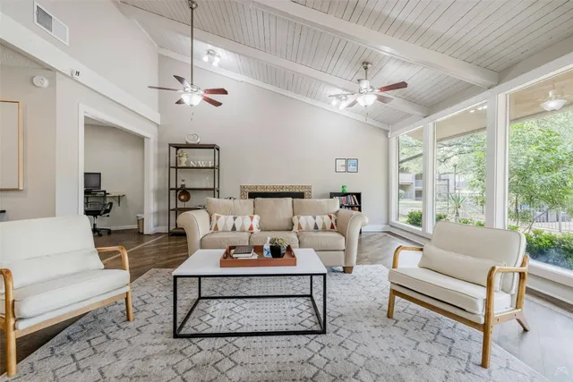 $889 | 3600 Greystone Drive, Unit 214, Austin, TX 78731