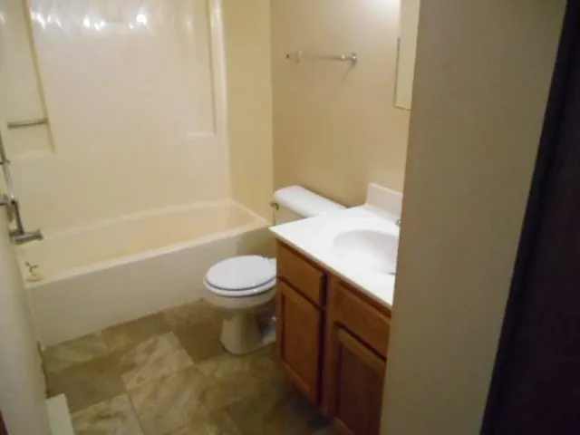 $705 | 701 North 7th Street, Unit 107, Olivia, MN 56277