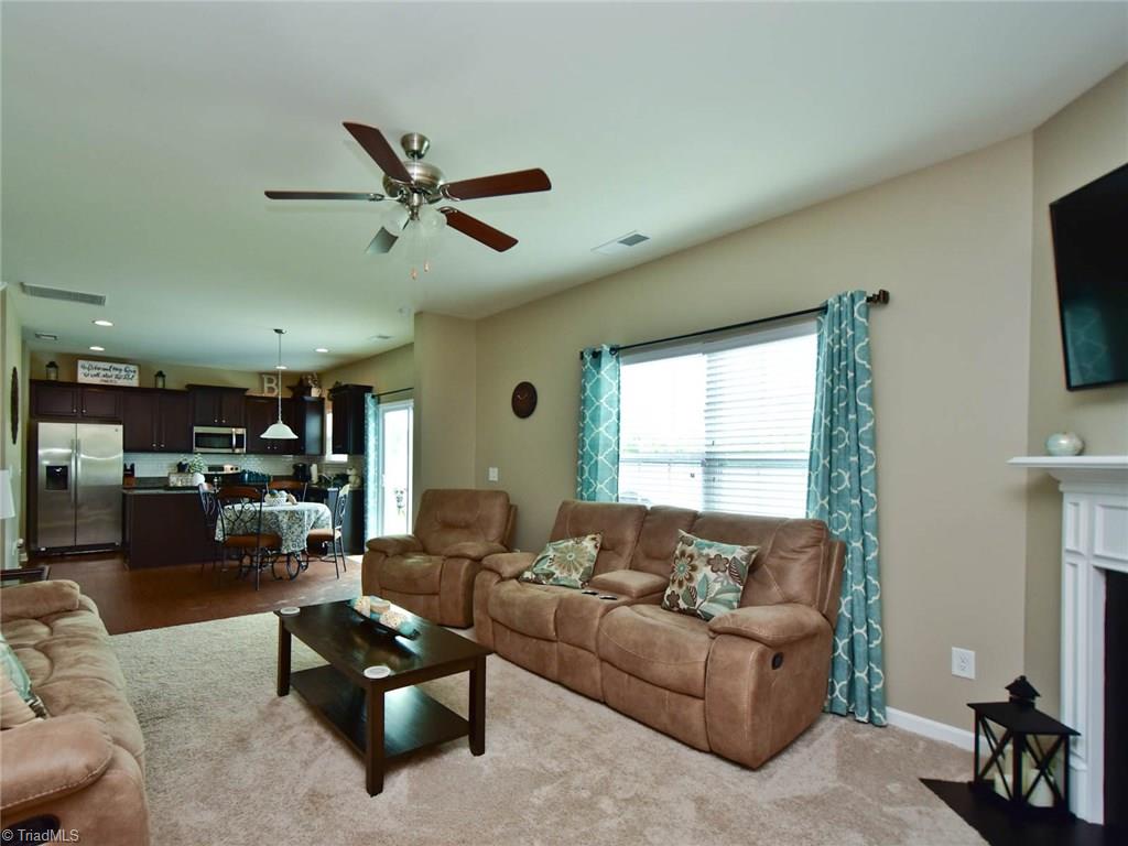 3227 Grandview Club Road Pfafftown, NC 27040 - Photo 8 of 22 Gallery Image 8
