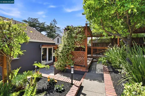 $899,000 | 1056 El Centro Avenue, Oakland, CA 94602