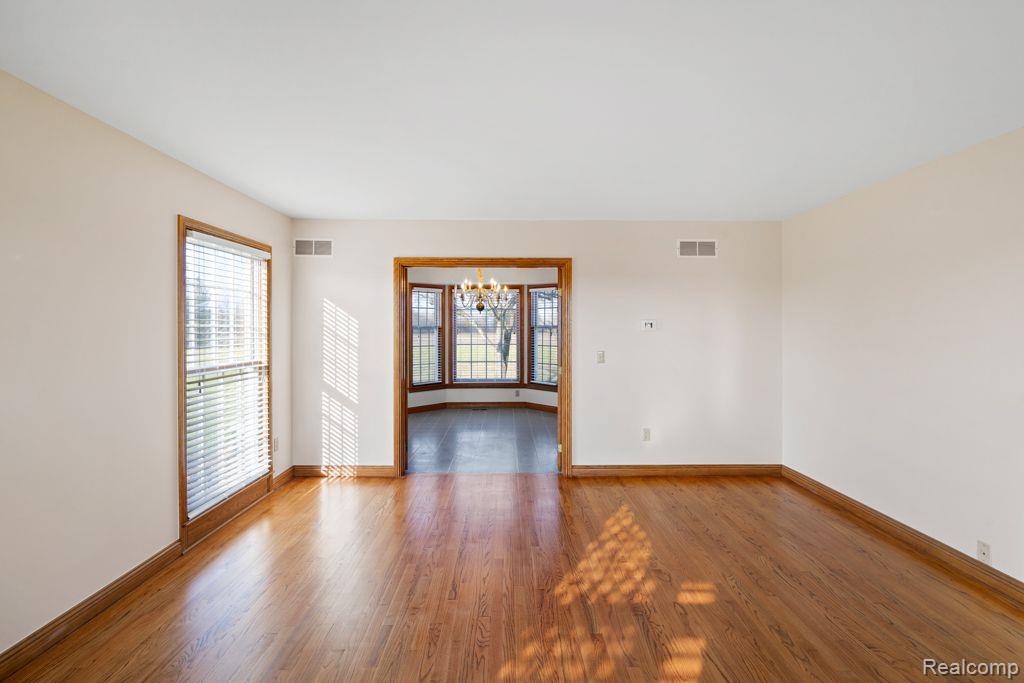 16445 Armada Center Road Armada, MI 48005 - Photo 24 of 54