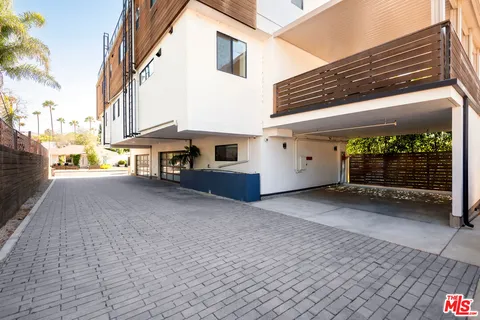$1,495,000 | 6075 Hargis Street, Los Angeles, CA 90034