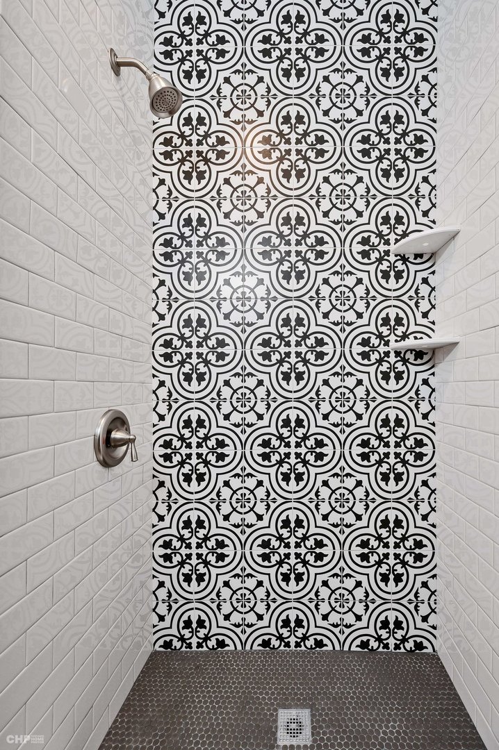 843 West Newport Avenue, Unit 2 Chicago, IL 60657 - Photo 13 of 26 view of a bathroom