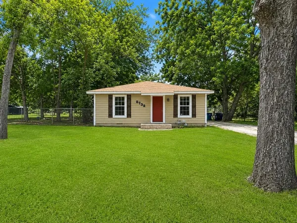 $145,000 | 2732 West Collin Street, Corsicana, TX 75110