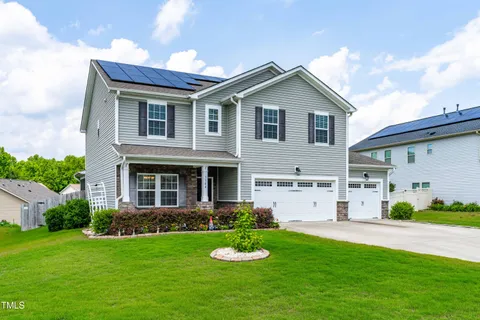 $549,500 | 1104 Arden Trace Court, Fuquay-Varina, NC 27526