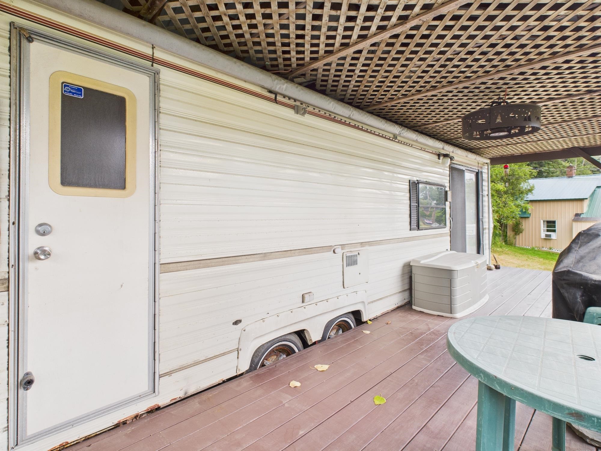 1459 Main Street Pittsburg, NH 03592 - Photo 15 of 21