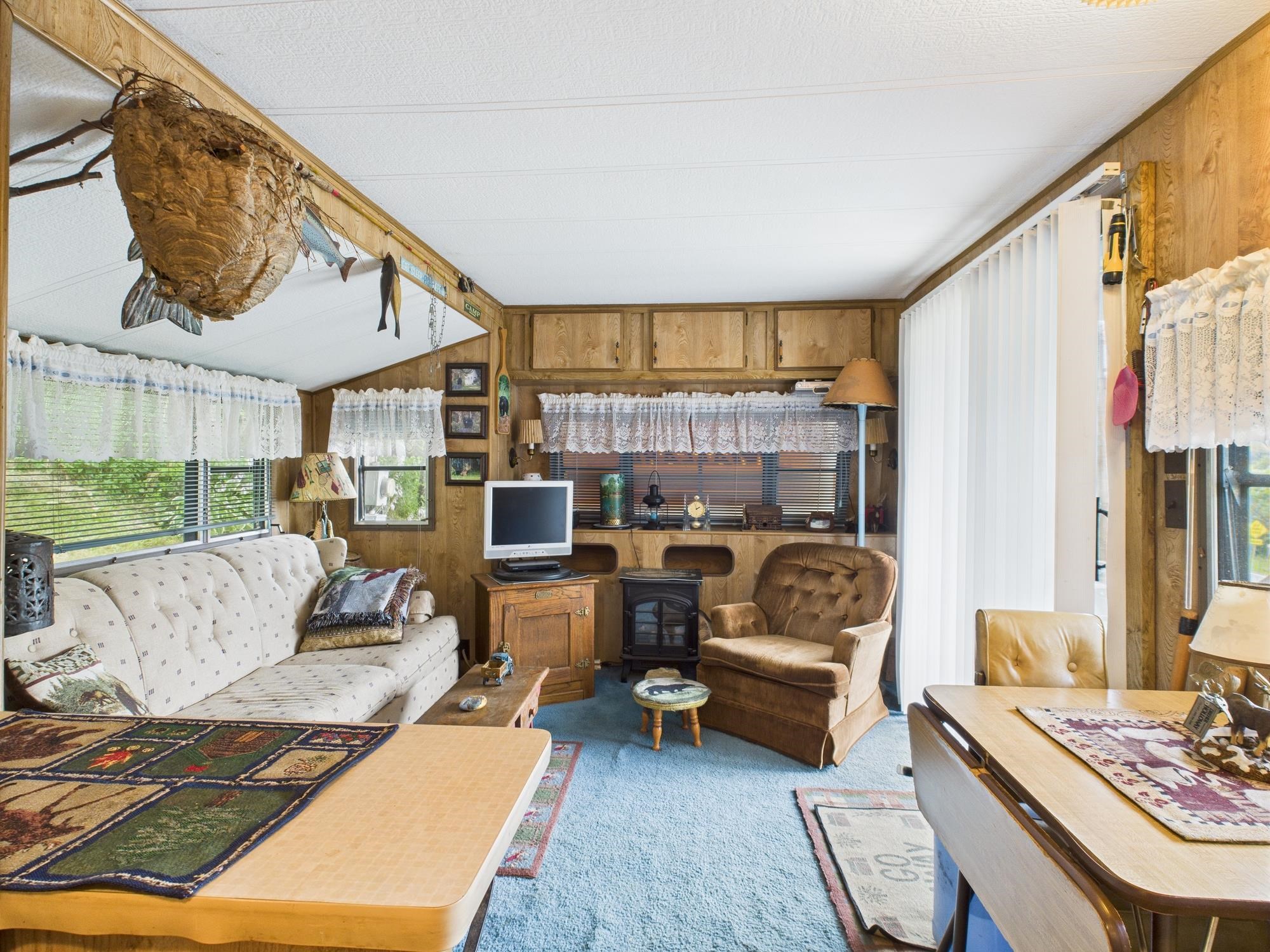 1459 Main Street Pittsburg, NH 03592 - Photo 3 of 21