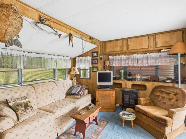 $124,500 | 1459 Main Street, Pittsburg, NH 03592