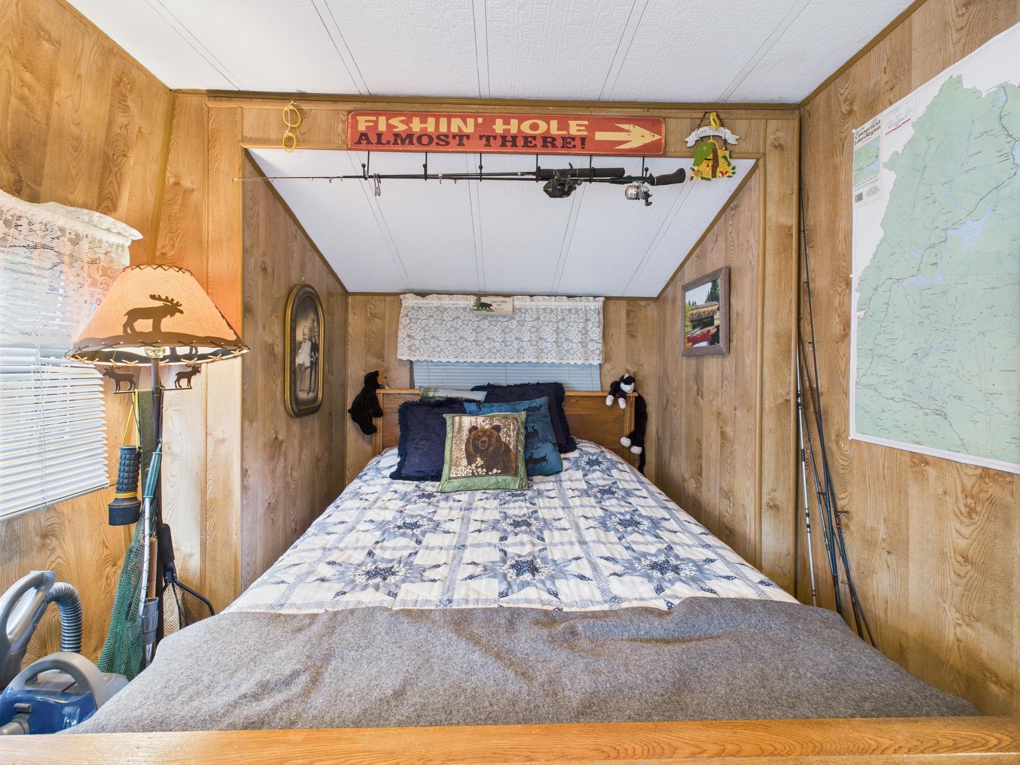 1459 Main Street Pittsburg, NH 03592 - Photo 10 of 21