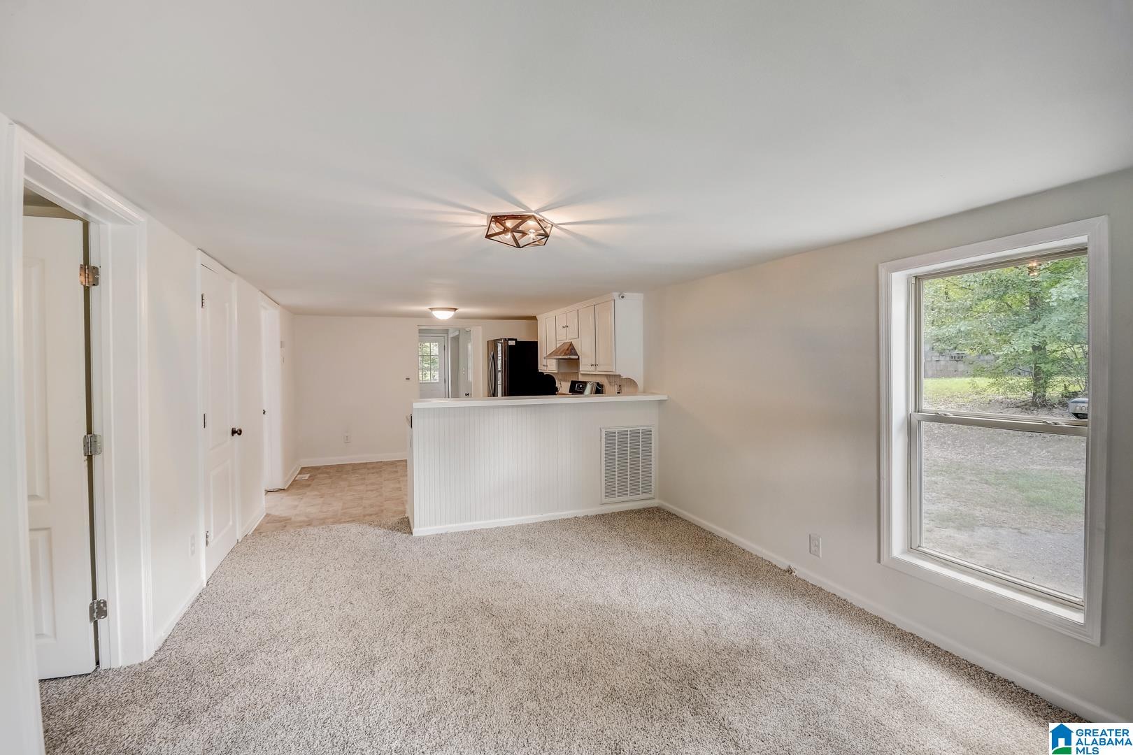 917 4th Avenue Southwest Alabaster, AL 35007 - Photo 13 of 26
