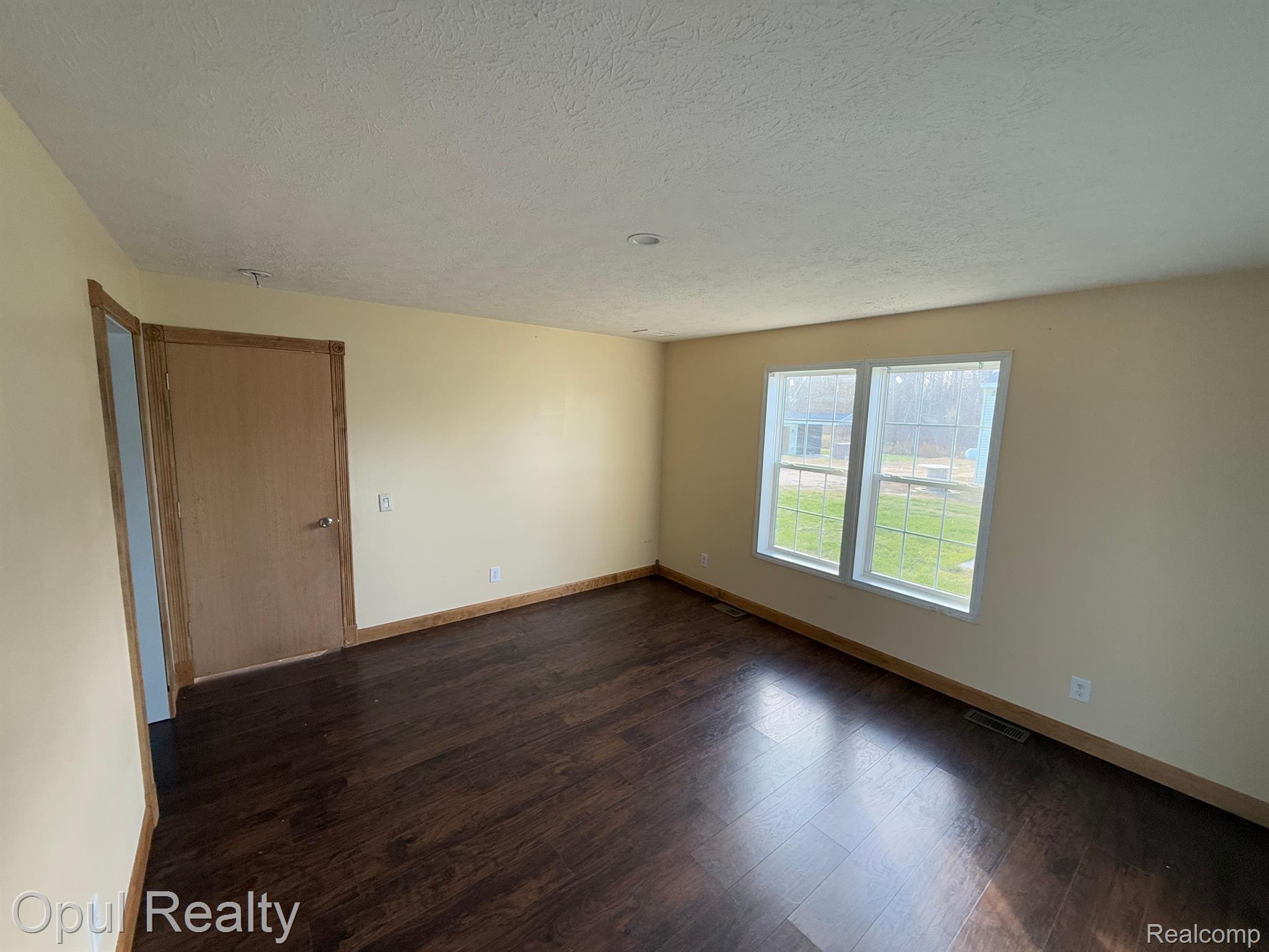 7344 Imlay City Road North Street, MI 48049 - Photo 7 of 37 Gallery Image 7