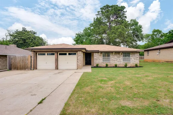 $299,000 | 1709 Winchester Way, Bedford, TX 76022