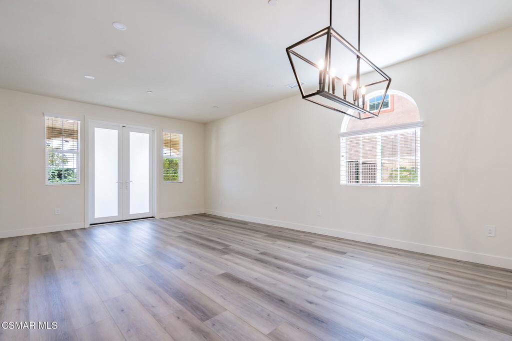 4683 Summit Avenue Simi Valley, CA 93063 - Photo 18 of 76