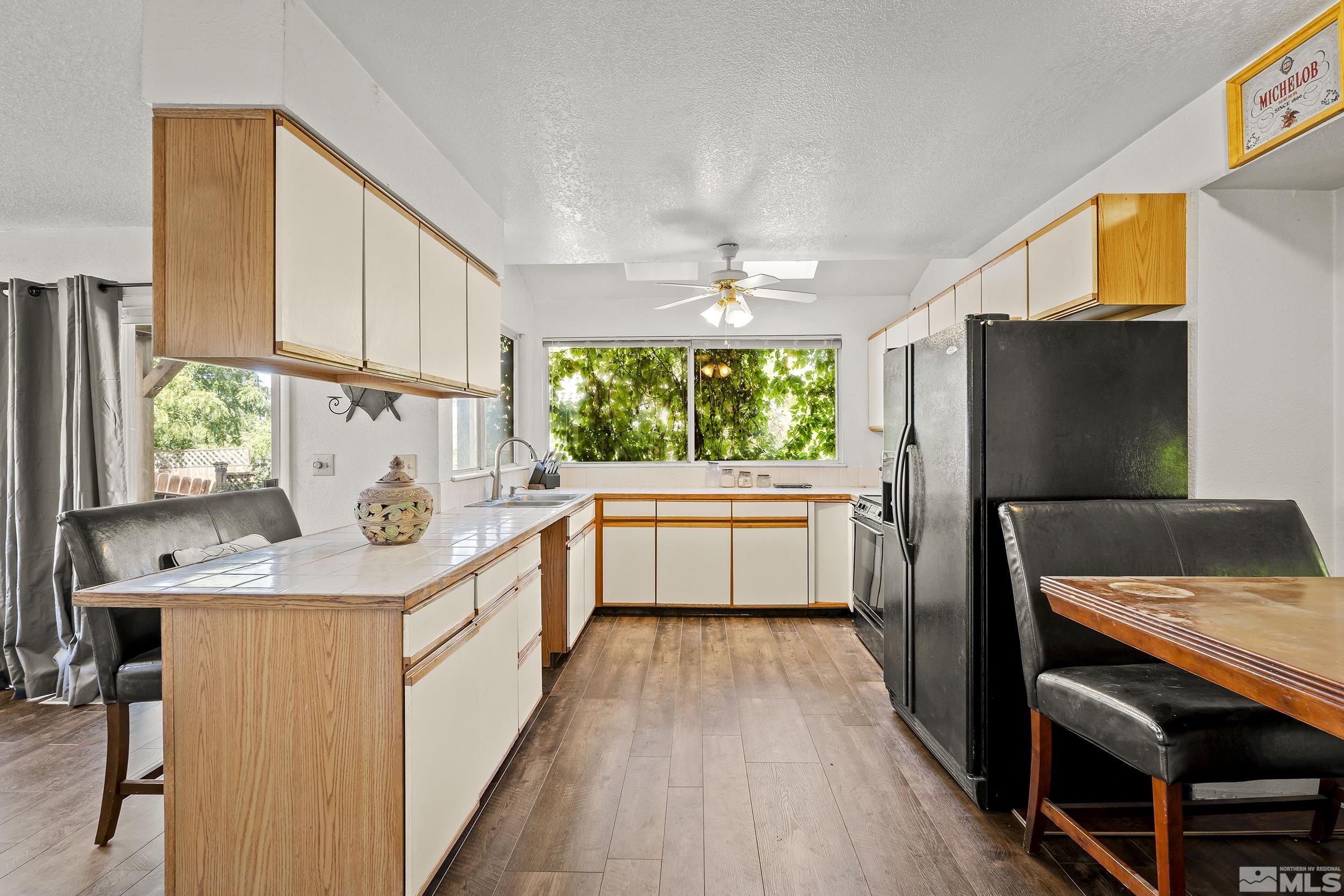 6945 Peppermint Drive Reno, NV 89506 - Photo 8 of 15 Photo 8