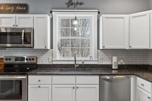 $349,800 | 11 Cruz Drive, Sabattus, ME 04280