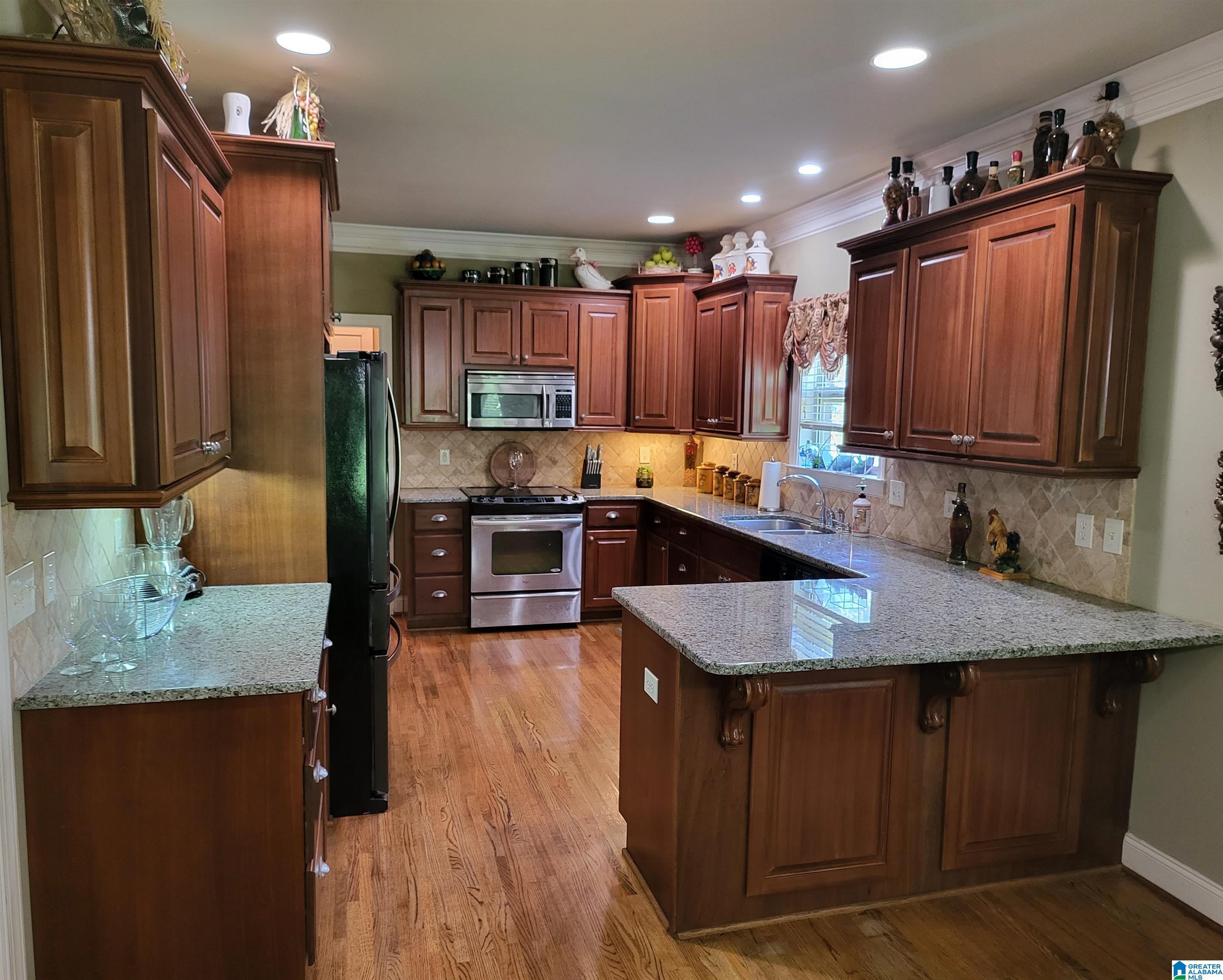6218 Canterbury Road Pinson, AL 35126 - Photo 3 of 30