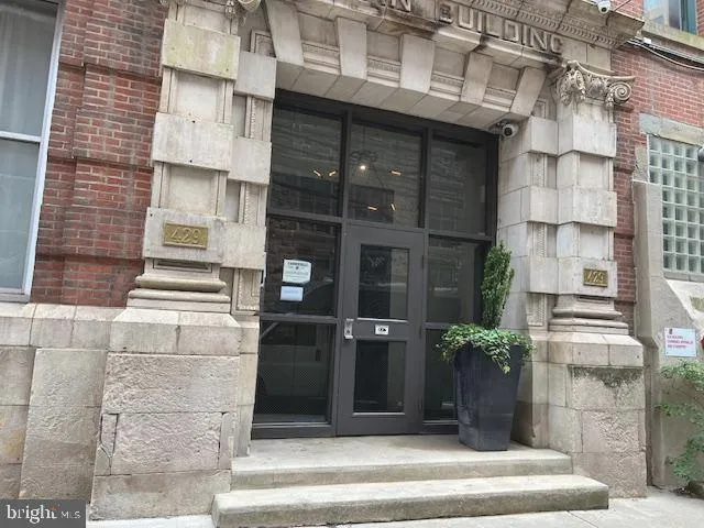 $229,900 | 429 North 13th Street, Unit 1B, Philadelphia, PA 19123