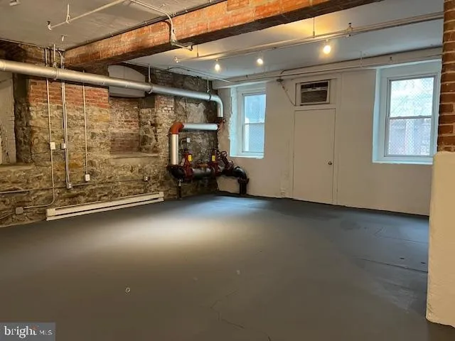 $229,900 | 429 North 13th Street, Unit 1B, Philadelphia, PA 19123