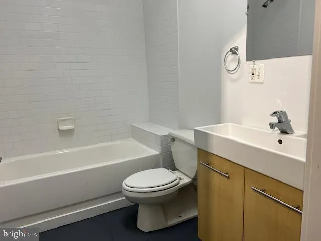 $229,900 | 429 North 13th Street, Unit 1B, Philadelphia, PA 19123