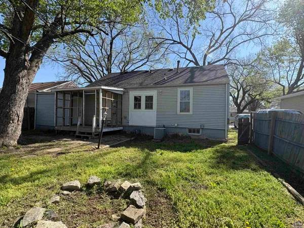 $114,900 | 531 Sherman Street, Emporia, KS 66801
