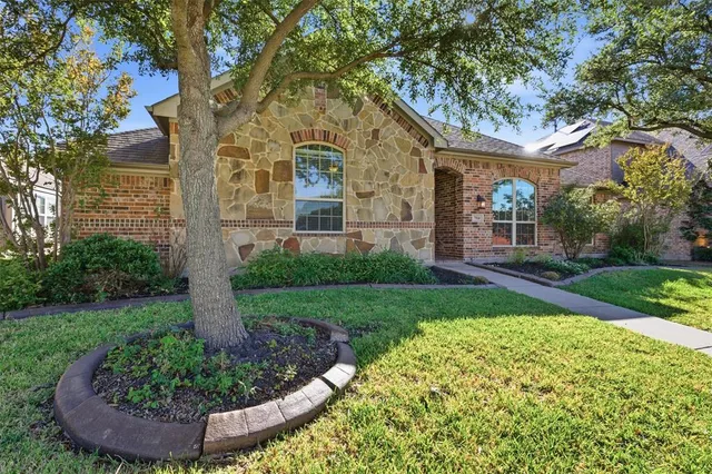 $419,900 | 7114 Waterbury Drive, Rowlett, TX 75089