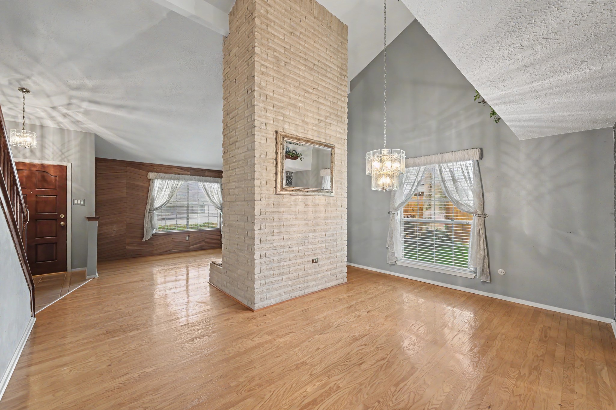 4926 Edinston Place Spring, TX 77388 - Photo 10 of 37 Gallery Image 10