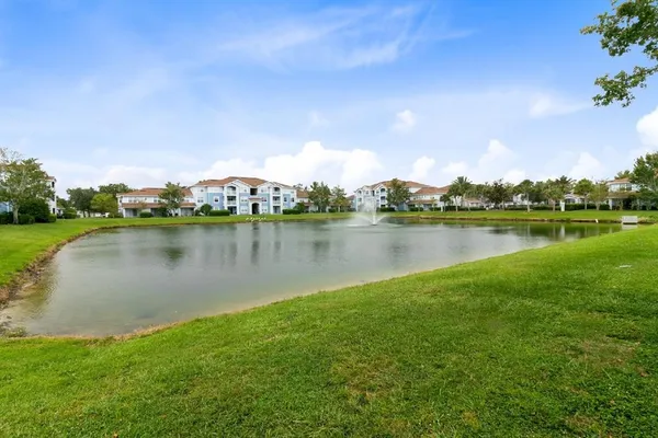 $2,100 | 5800 Lake Pointe Village Circle, Unit 601, Orlando, FL 32822