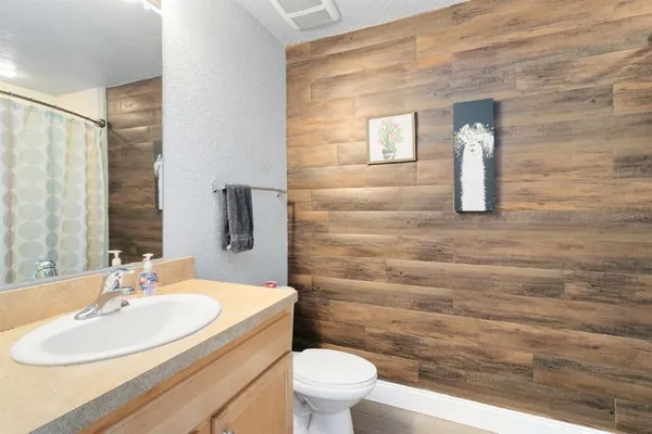 $2,100 | 5800 Lake Pointe Village Circle, Unit 601, Orlando, FL 32822