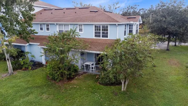 $2,100 | 5800 Lake Pointe Village Circle, Unit 601, Orlando, FL 32822