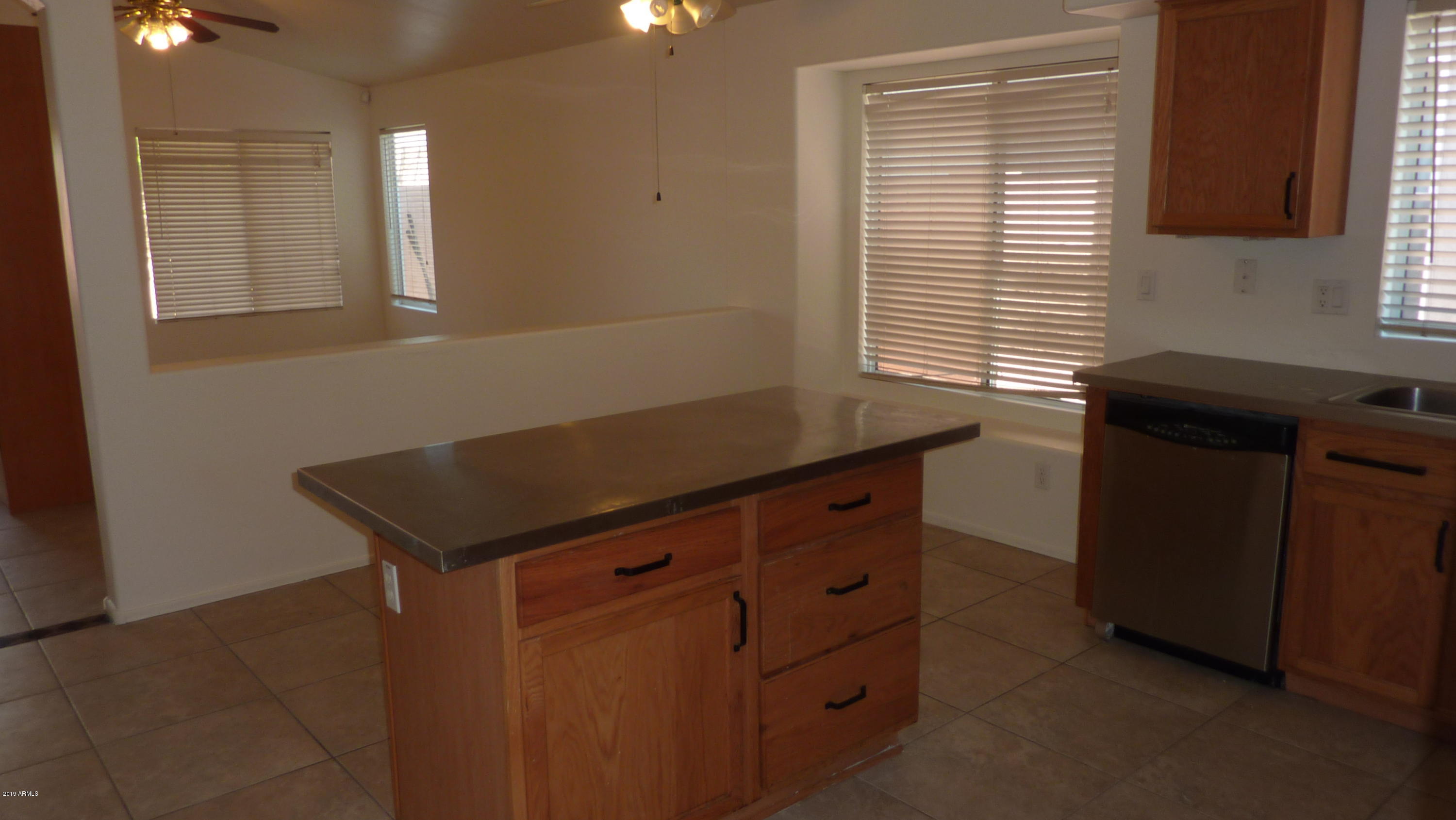 2116 East Danbury Road Phoenix, AZ 85022 - Photo 3 of 19 image