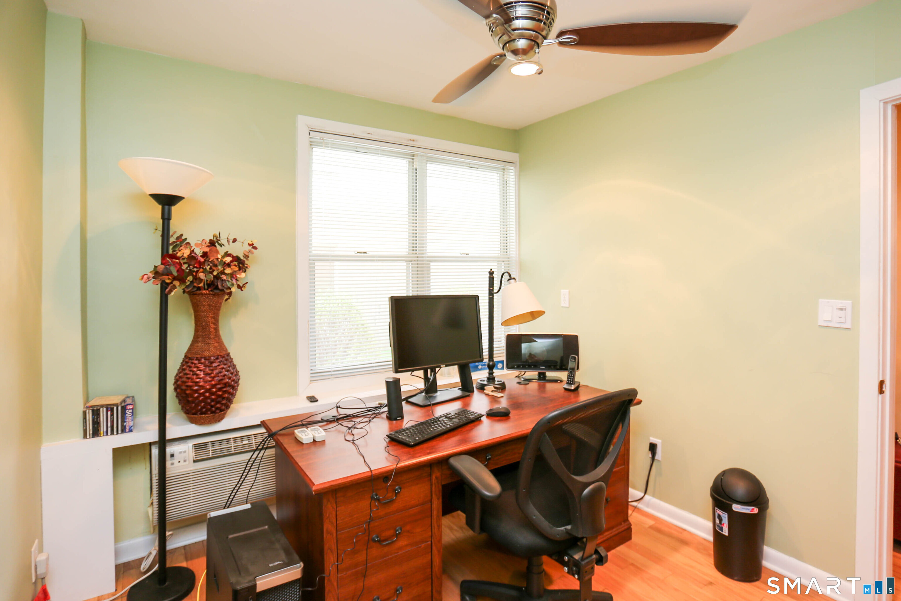 700 Summer Street, Unit 1F Stamford, CT 06901 - Photo 12 of 18