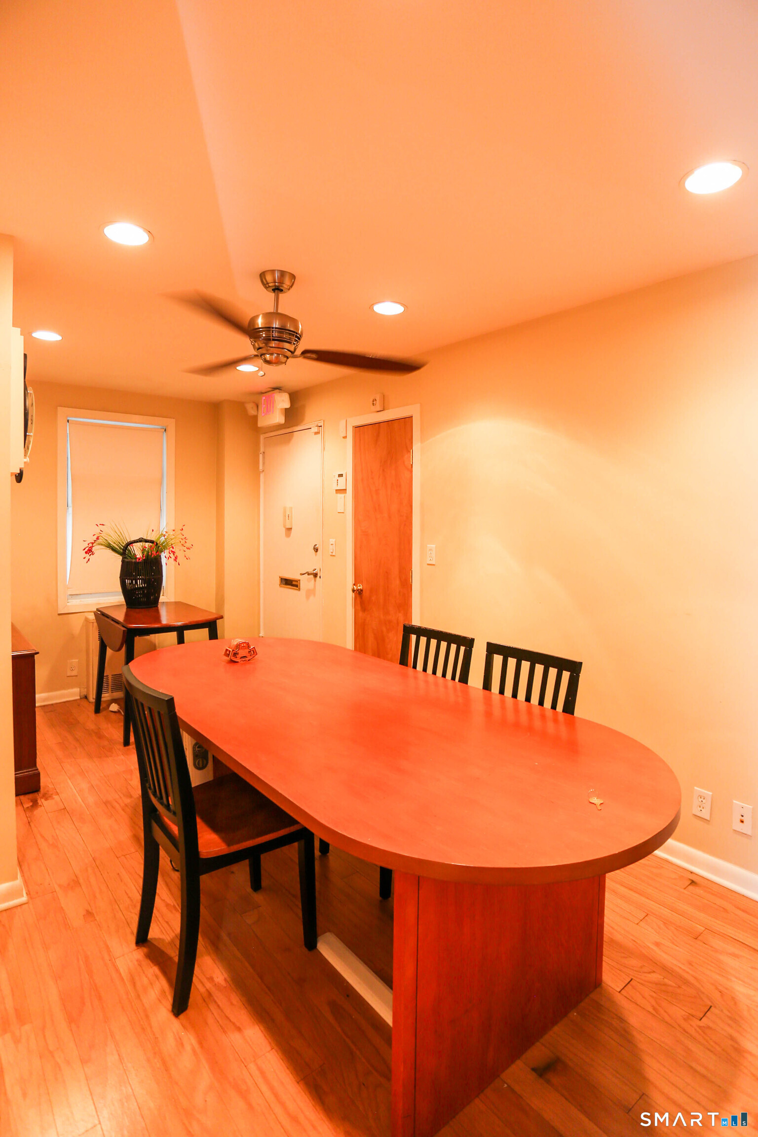 700 Summer Street, Unit 1F Stamford, CT 06901 - Photo 5 of 18