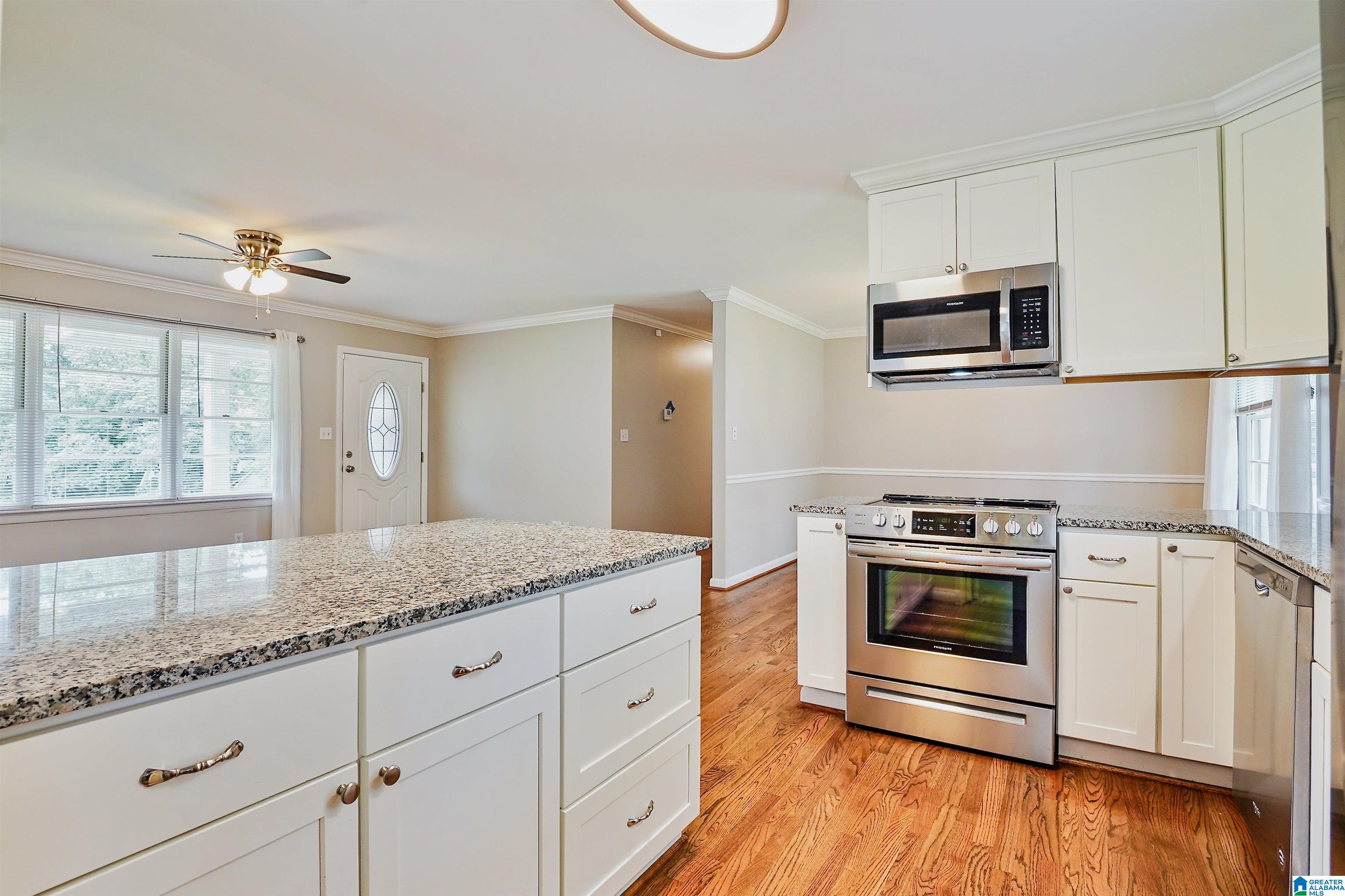 705 4th Avenue Northwest Alabaster, AL 35007 - Photo 15 of 25