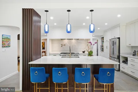 $2,850,000 | 7835 Hampden Lane, Bethesda, MD 20814
