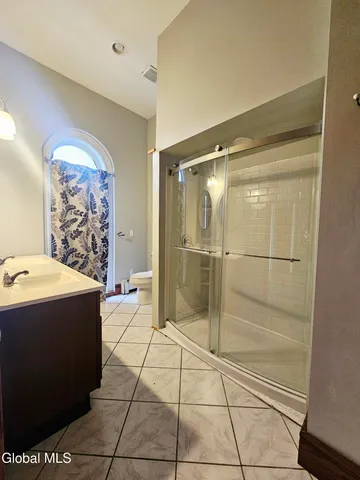 $1,400 | 305 Main Street, Unit 2, Schoharie, NY 12157