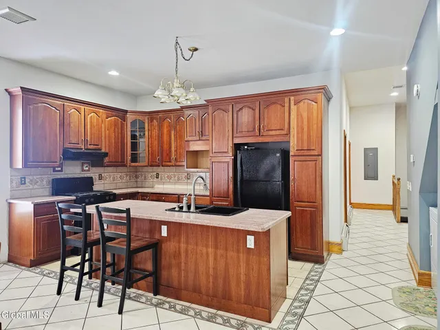 $1,400 | 305 Main Street, Unit 2, Schoharie, NY 12157