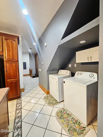 $1,400 | 305 Main Street, Unit 2, Schoharie, NY 12157