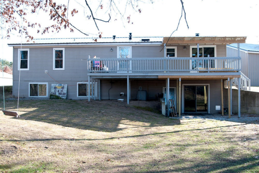 11935 Satterlee Road Lakeview, MI 48850 - Photo 3 of 39 IMGP0014