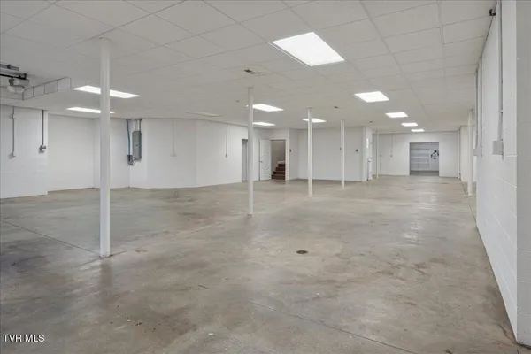 $1,300,000 | 176 Country Acres Drive, Elizabethton, TN 37643